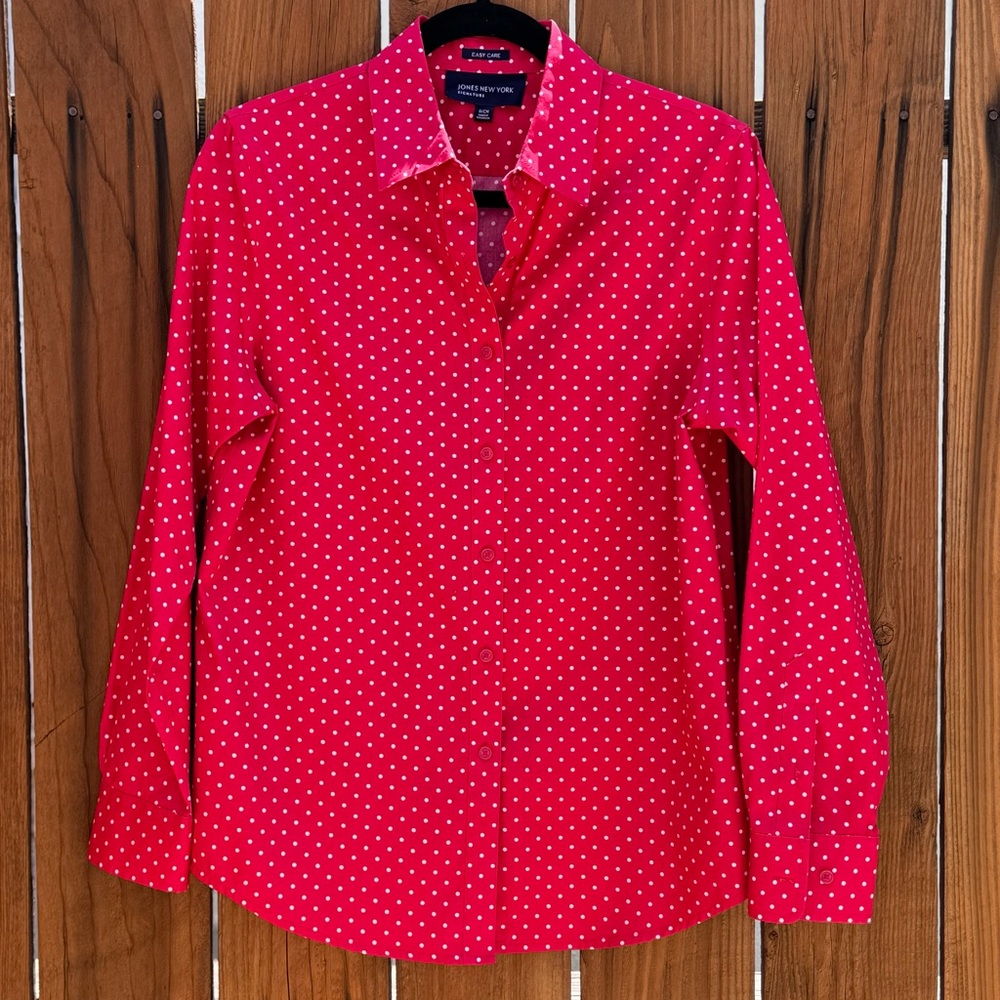 Jones New York Signature Red and White Polka Dot Button Down Shirt - Small